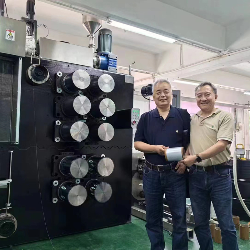 Meaisín Casadh Píolótach PLA Ard-neart