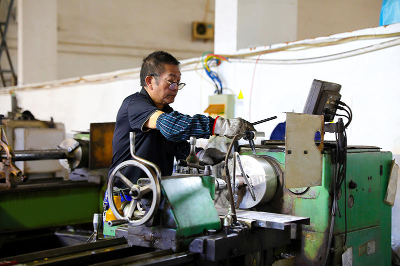 Jiaxing Shengbang Meicniúla Trealamh Co, Teo.